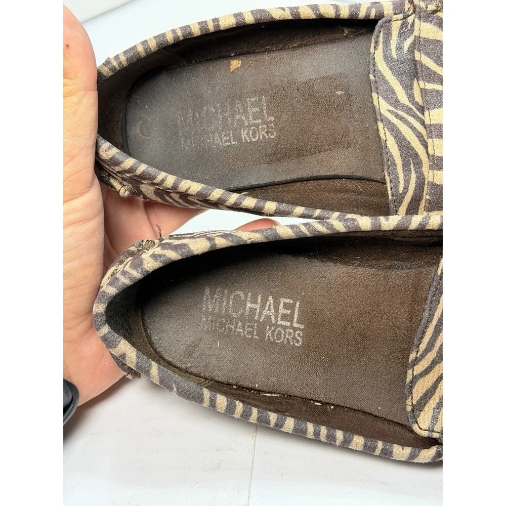 Michael Kors Zoey Zebra Print Loafers Girls Size 4 Brown Tan Gold Charm Flats
